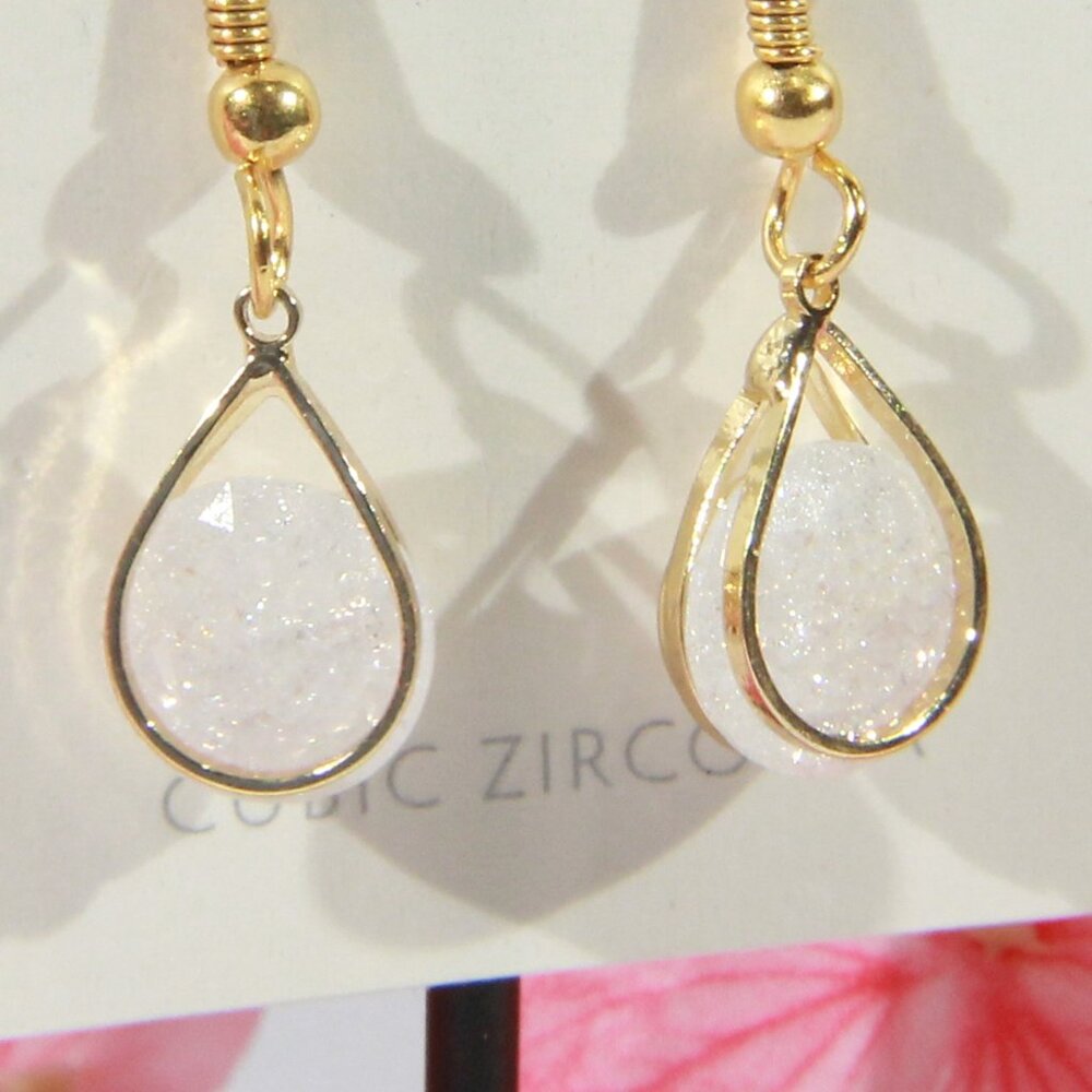 NWT Francesca's Gold-Tone Dangle Earrings Featuring a White CZ Stones - Picture 2 of 5